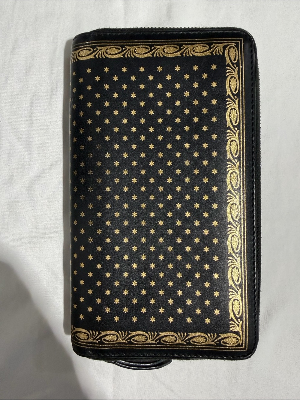 Gucci Black and Gold Zip-Around Logo Wallet - Picture 3 of 7